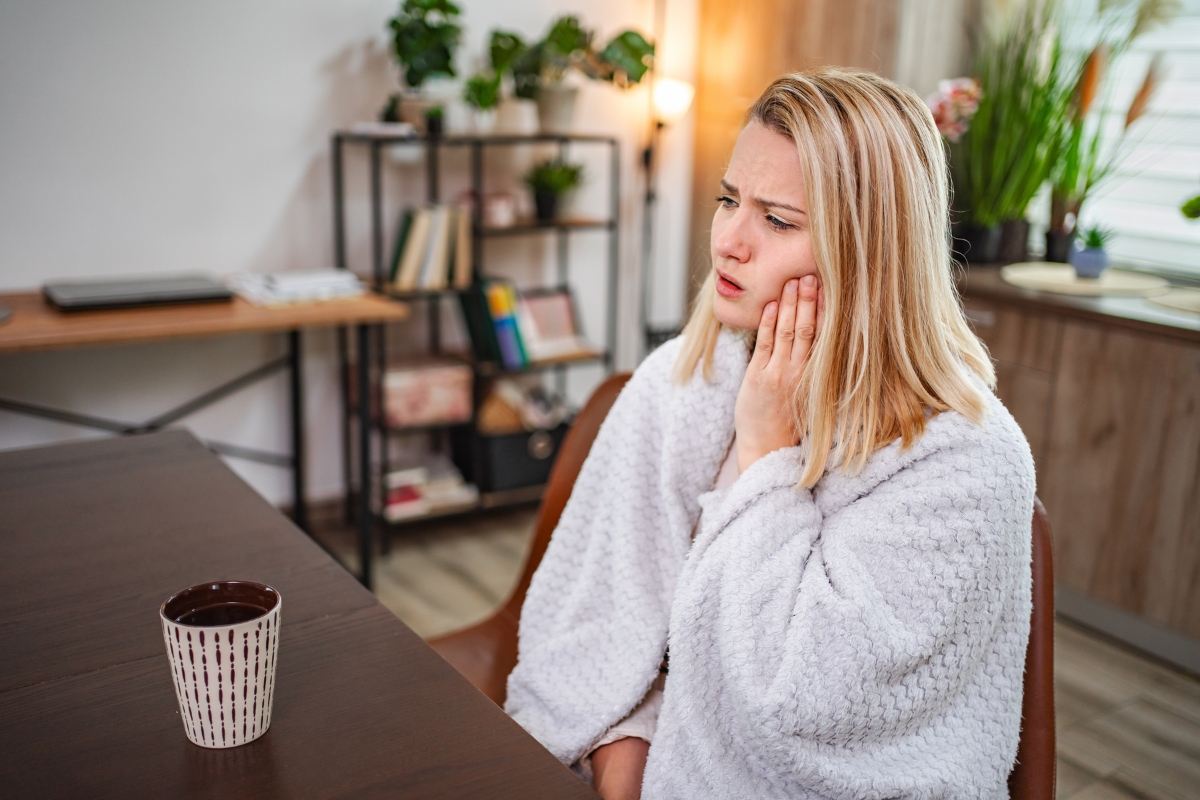 Top 7 Signs You Need to Visit An  Emergency Dentist